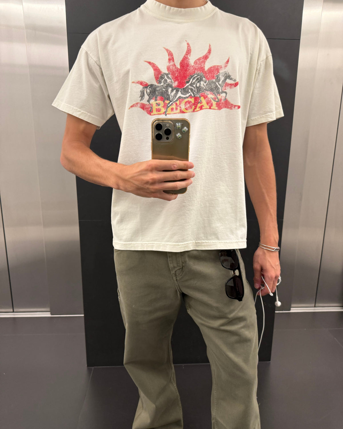 Horses T-Shirt Cream
