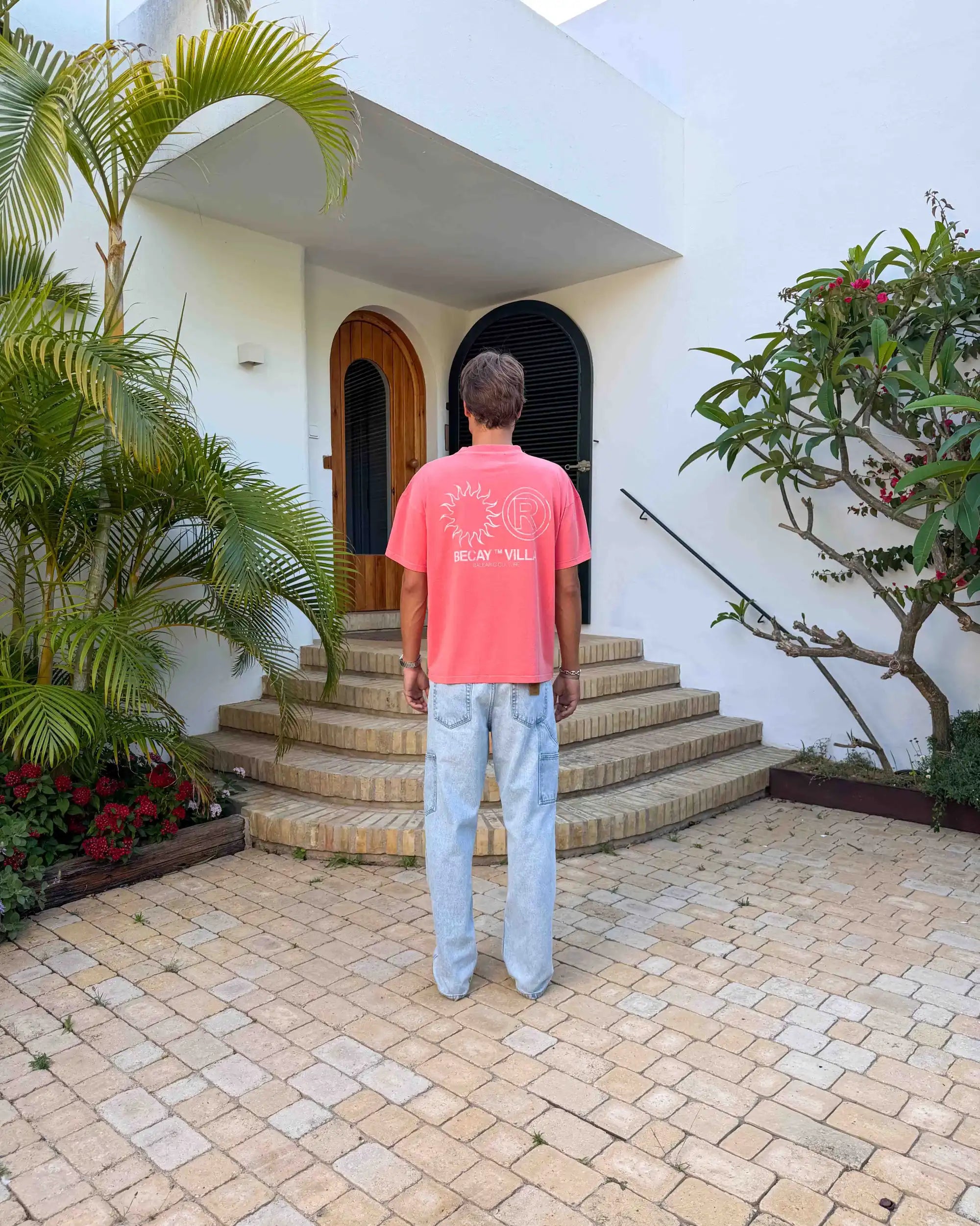 R Club T-Shirt Coral