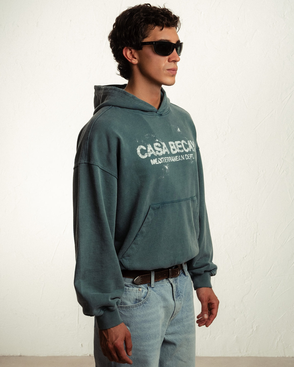 Sudadera con capucha Binibeca verde BECAY