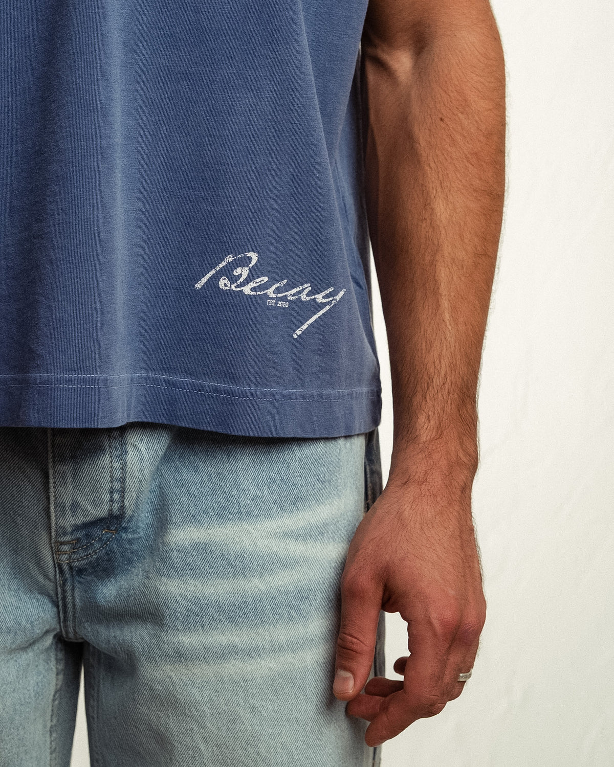 Camiseta Marea azul marino BECAY