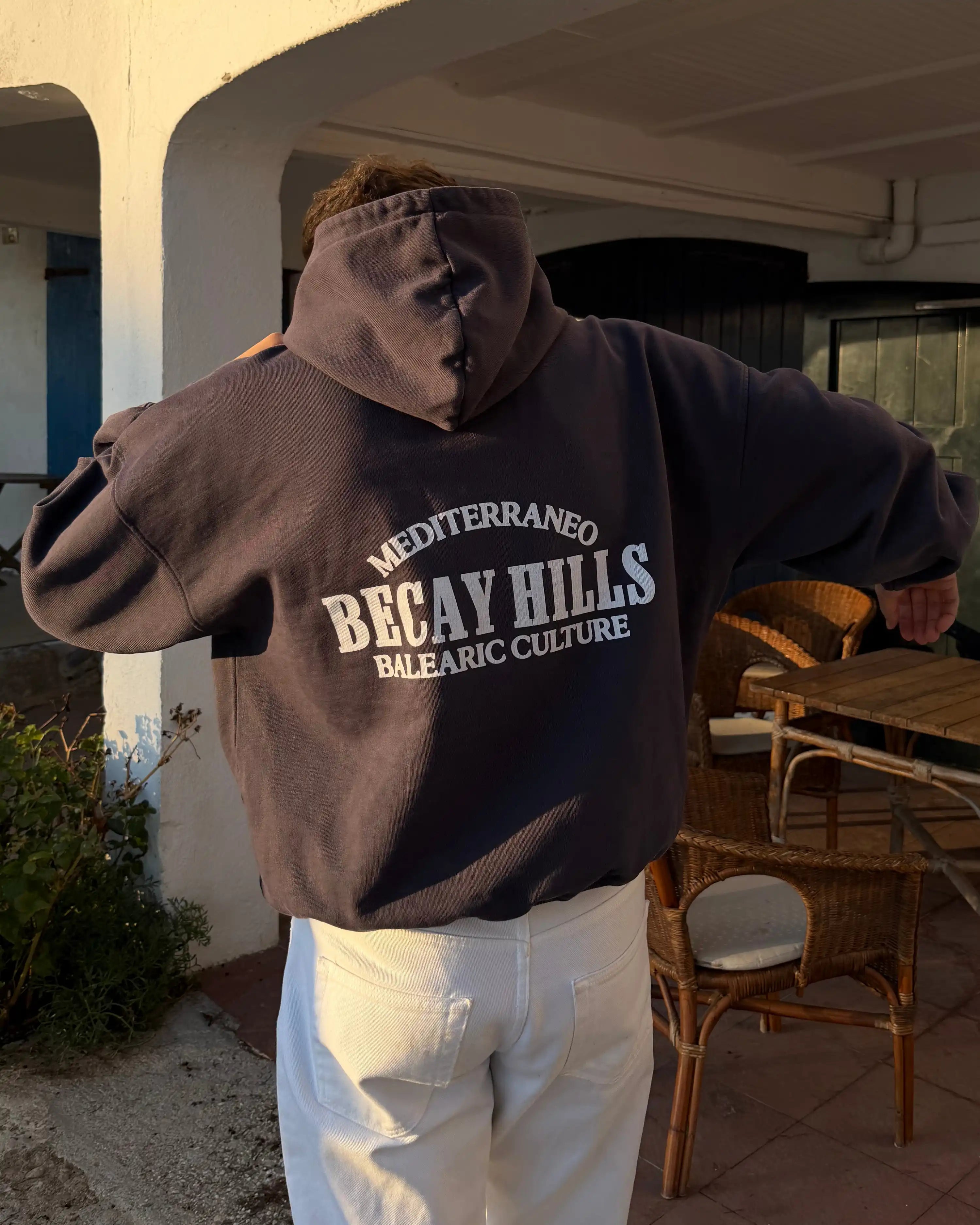 Hills Hoodie Black