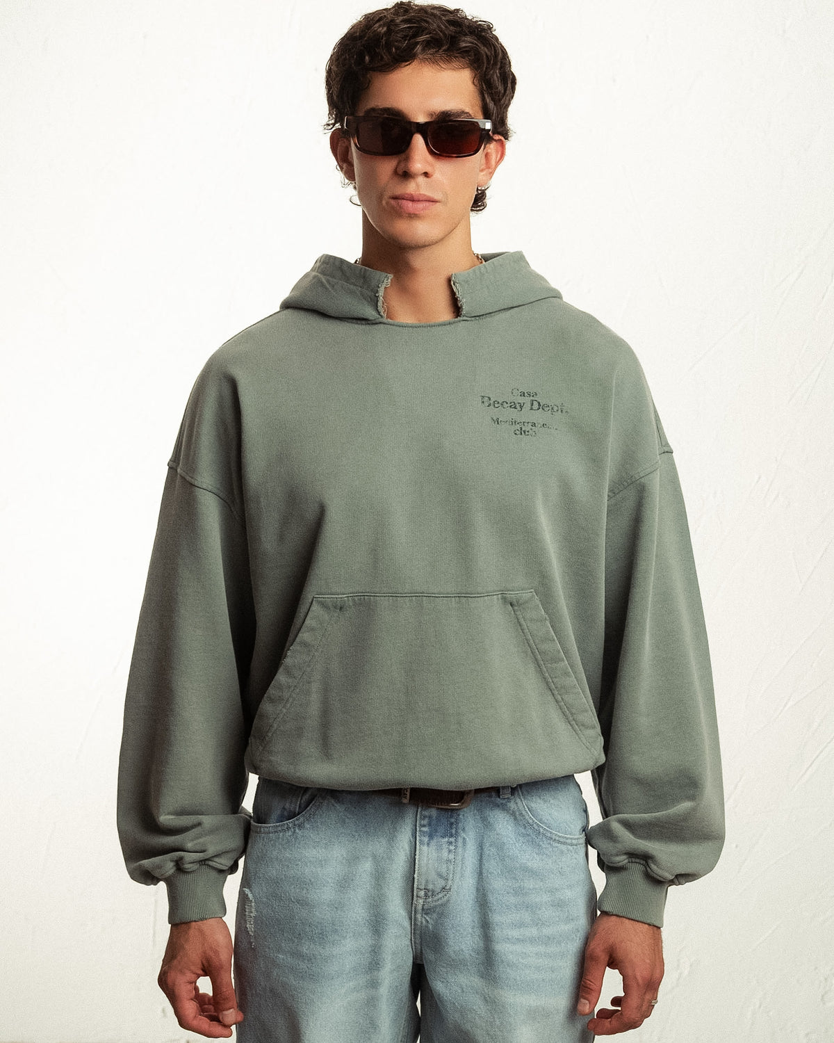 Sudadera con capucha Ripped verde BECAY