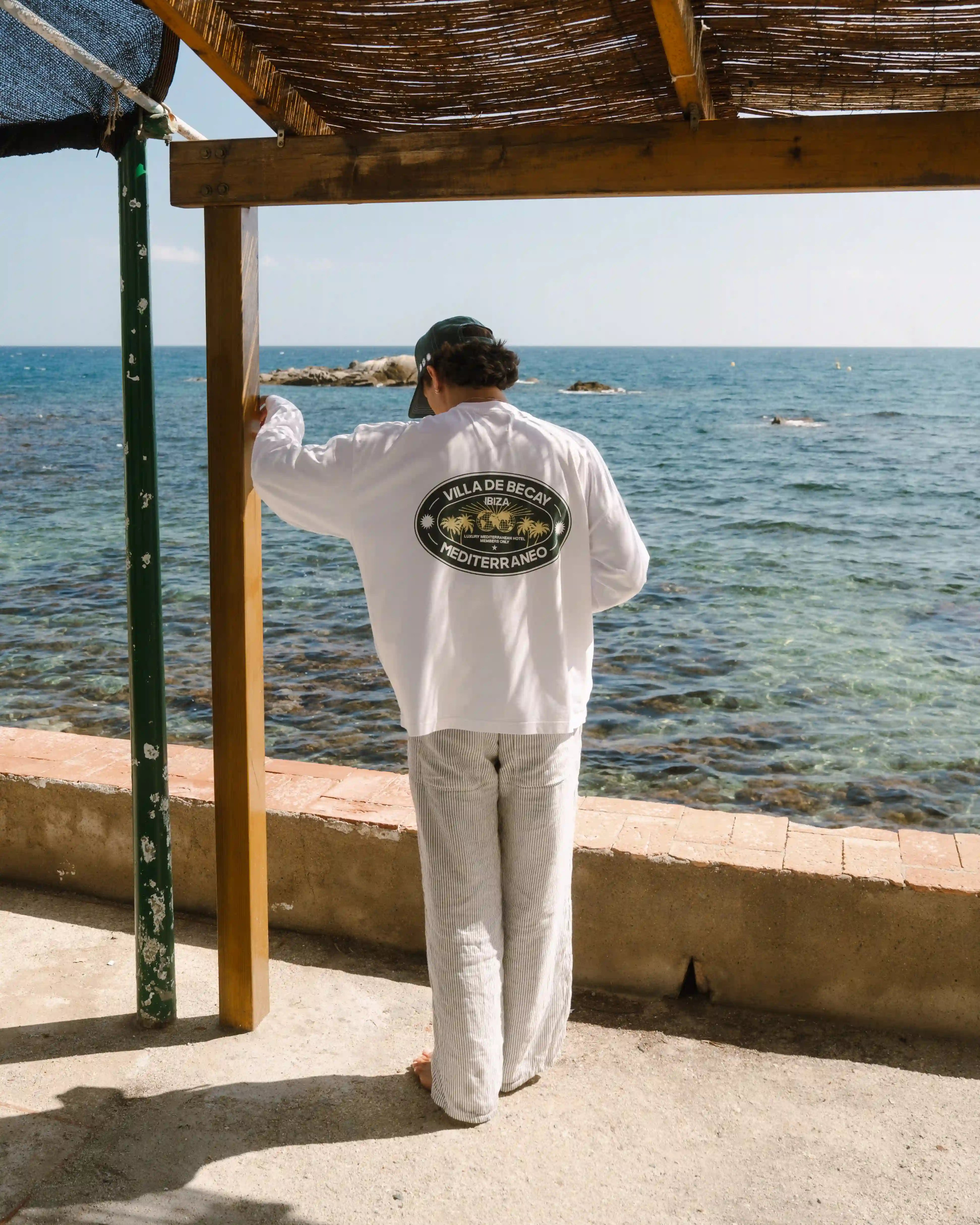 Hotel Longsleeve White &amp; Green