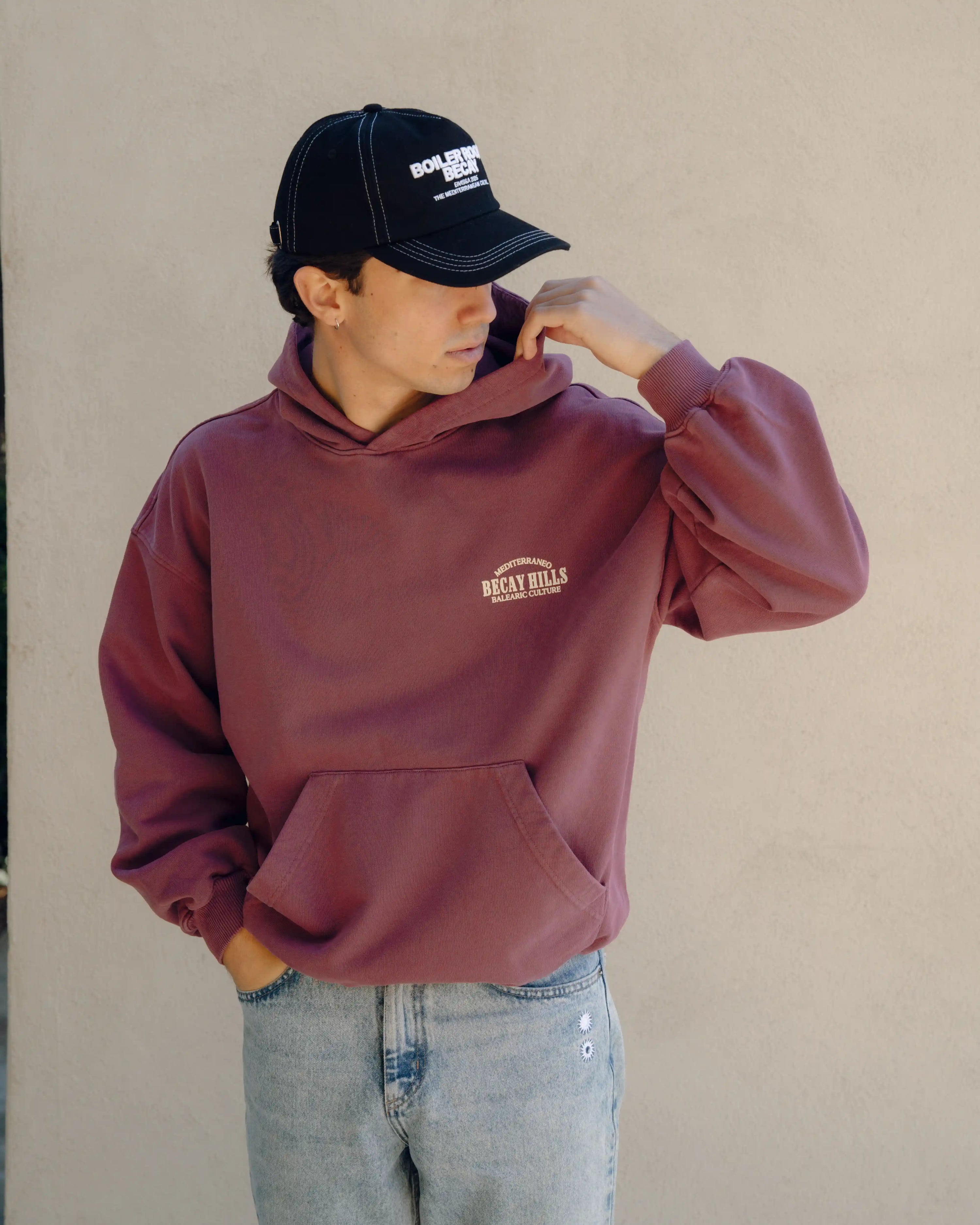 Hills Hoodie Wine